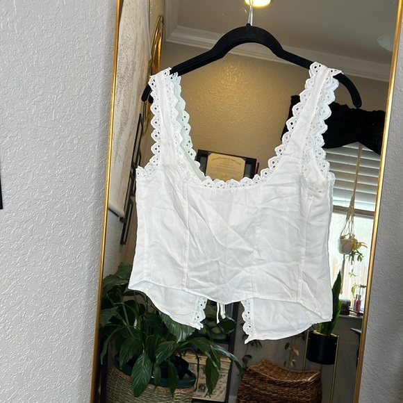 HOUSE OF CB 'Amber' White Lace Trim Top NWOT - Picture 8 of 8